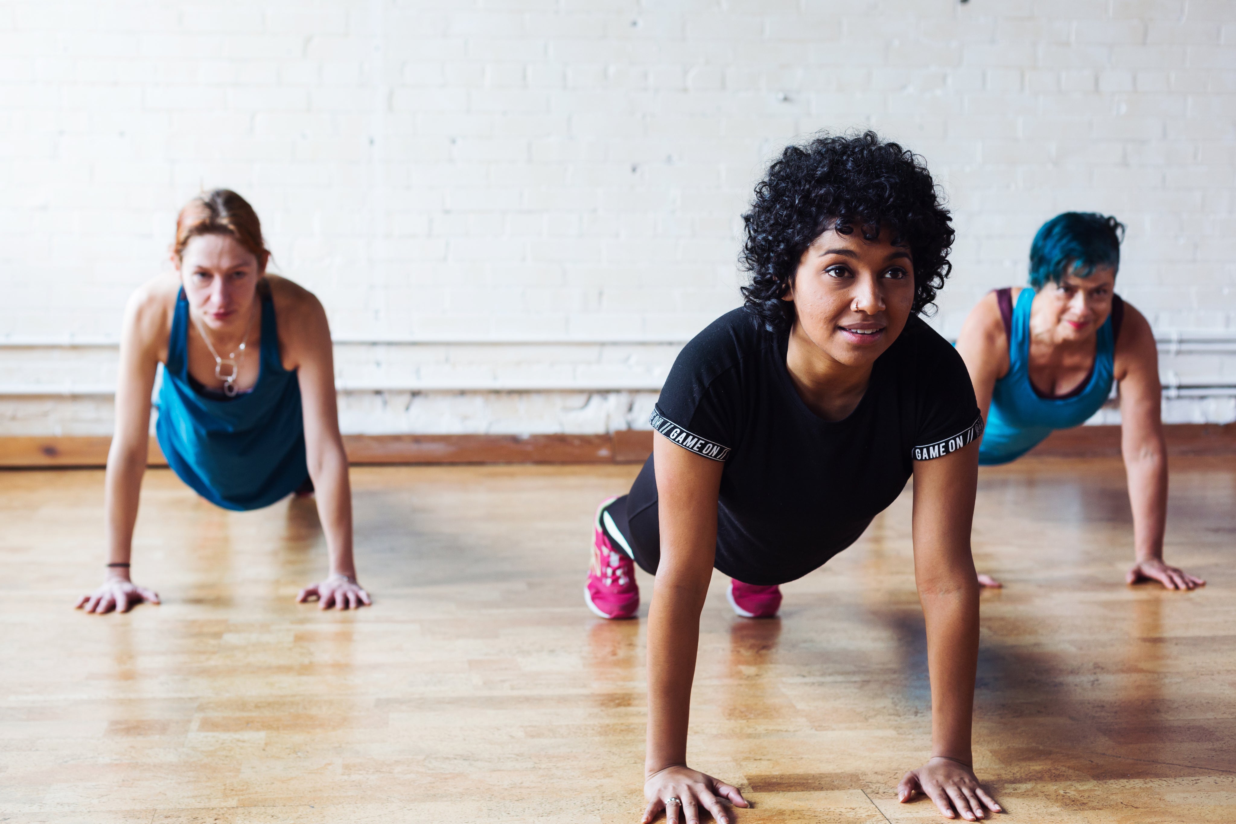 strong-women-planking.jpg